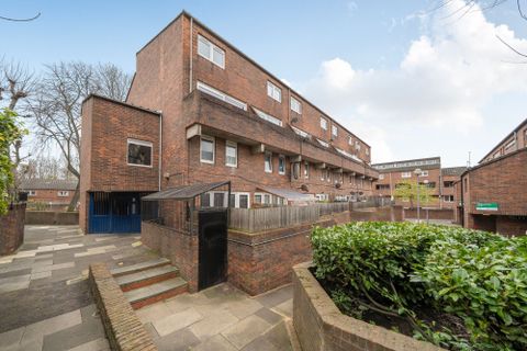 Westacott Close, London N19