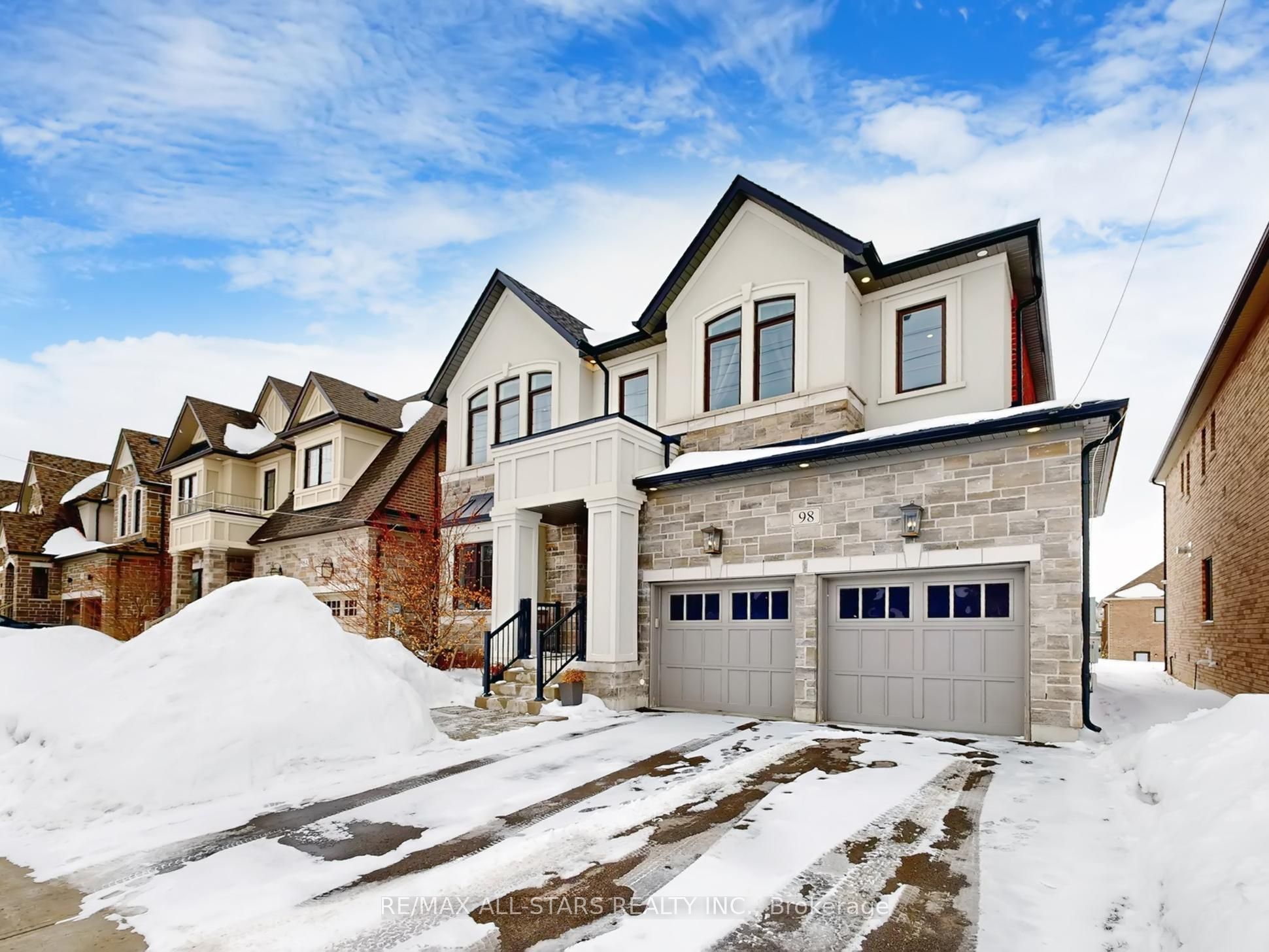 98 Church Street, Georgina, ON, L4P 1J5