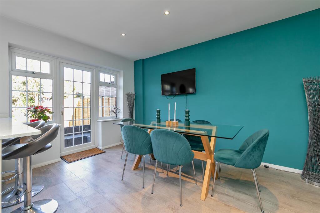 Additional image 3 of Blackthorn Close, St. Albans