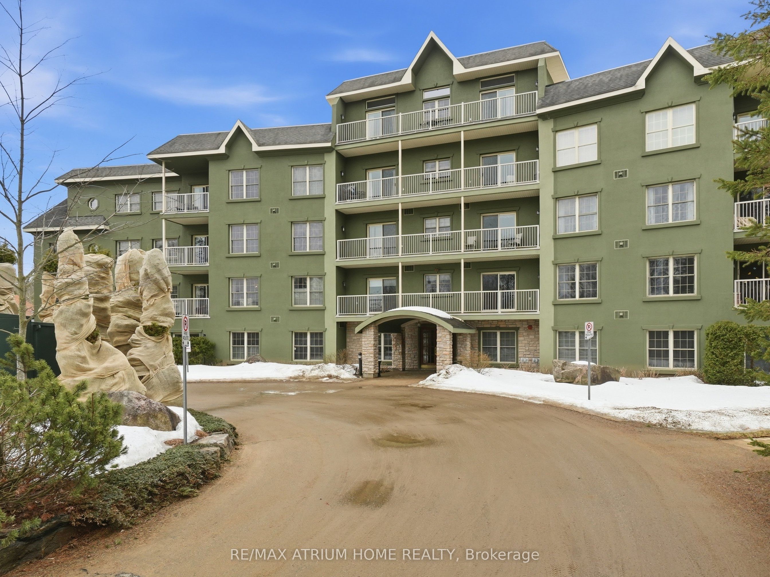 208-24 Ontario Street, Bracebridge, ON, P1L 2H5