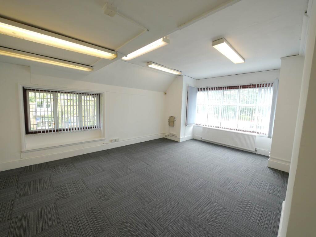 ROOM E ,  Kennelwood Lane, Hatfield photo 4