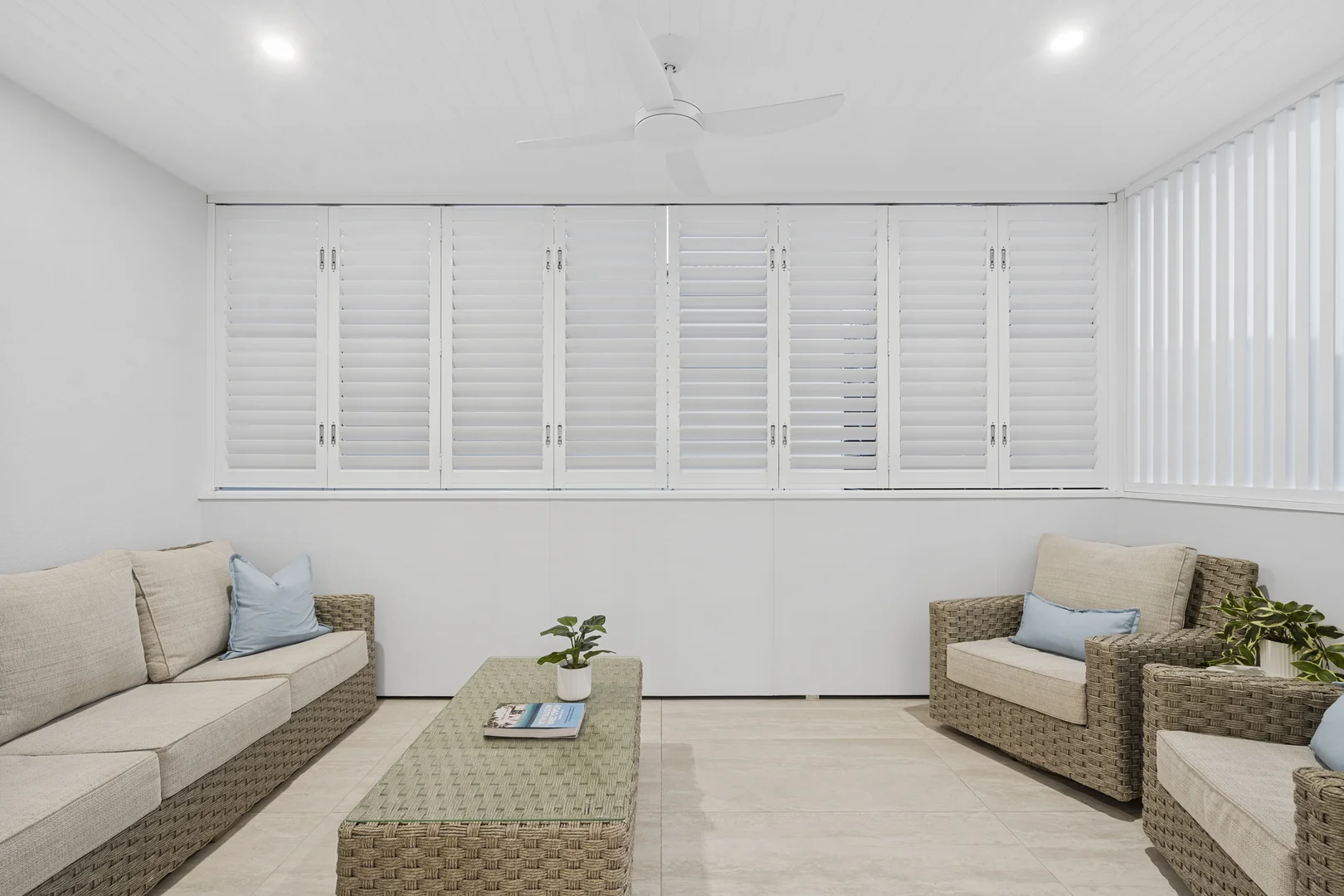 Additional image 8 of 4/14 Victor Avenue, Paradise Point QLD 4216