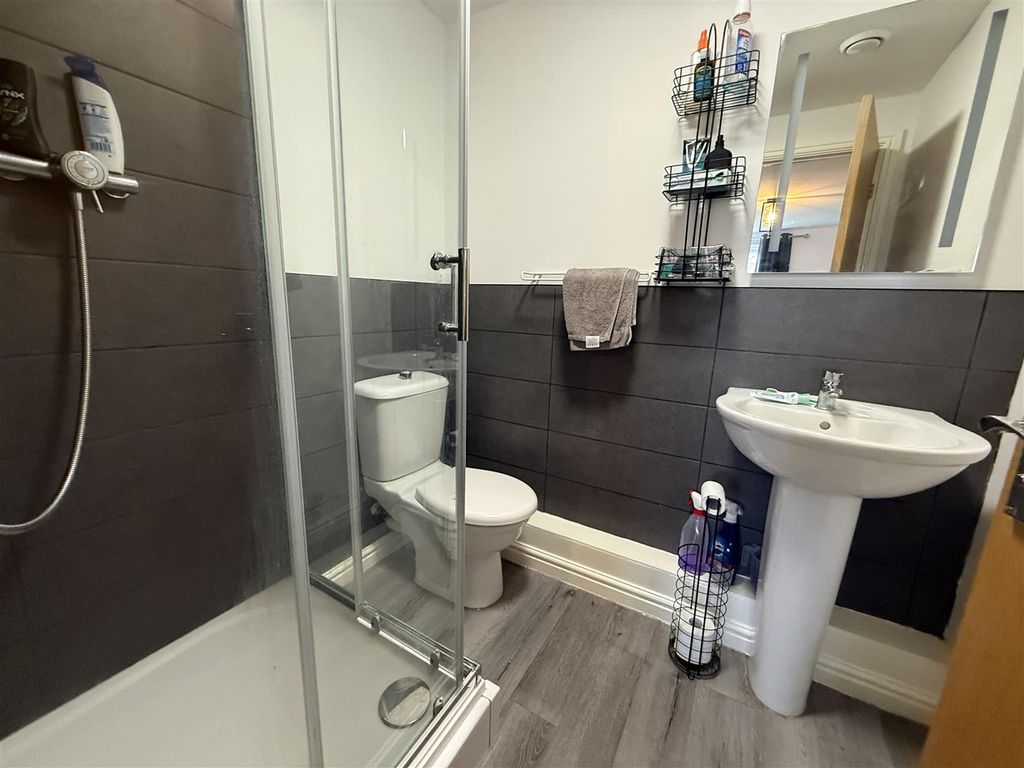 Additional image 19 of 2 bed flat for saleRhodfa'r Ceffyl, Ffoslas, Kidwelly SA17