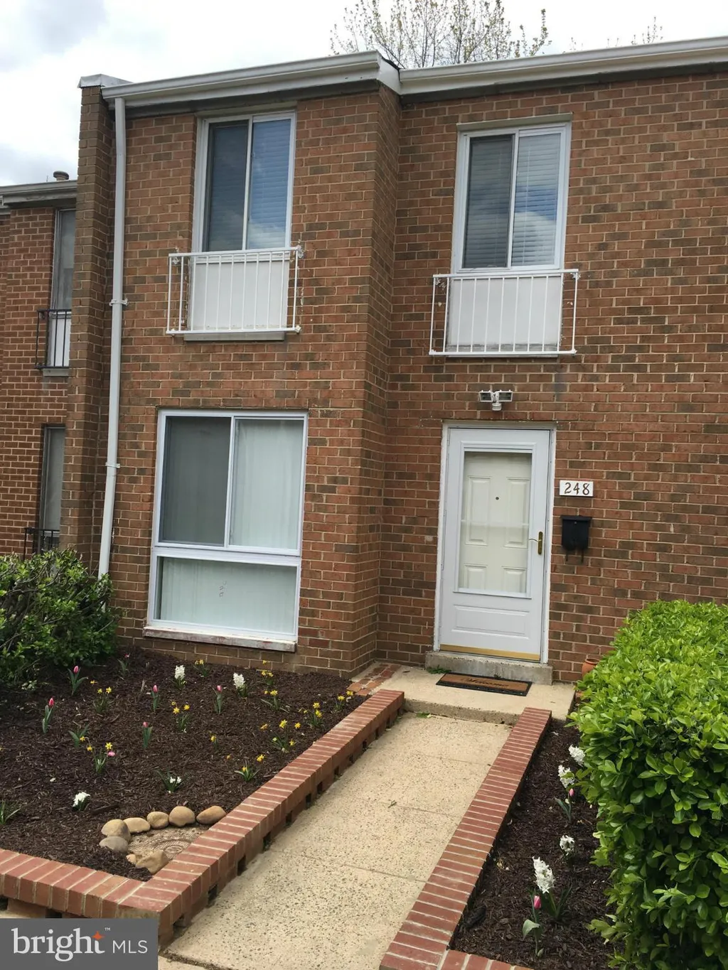 248 Stevenson Square, Alexandria, VA 22304