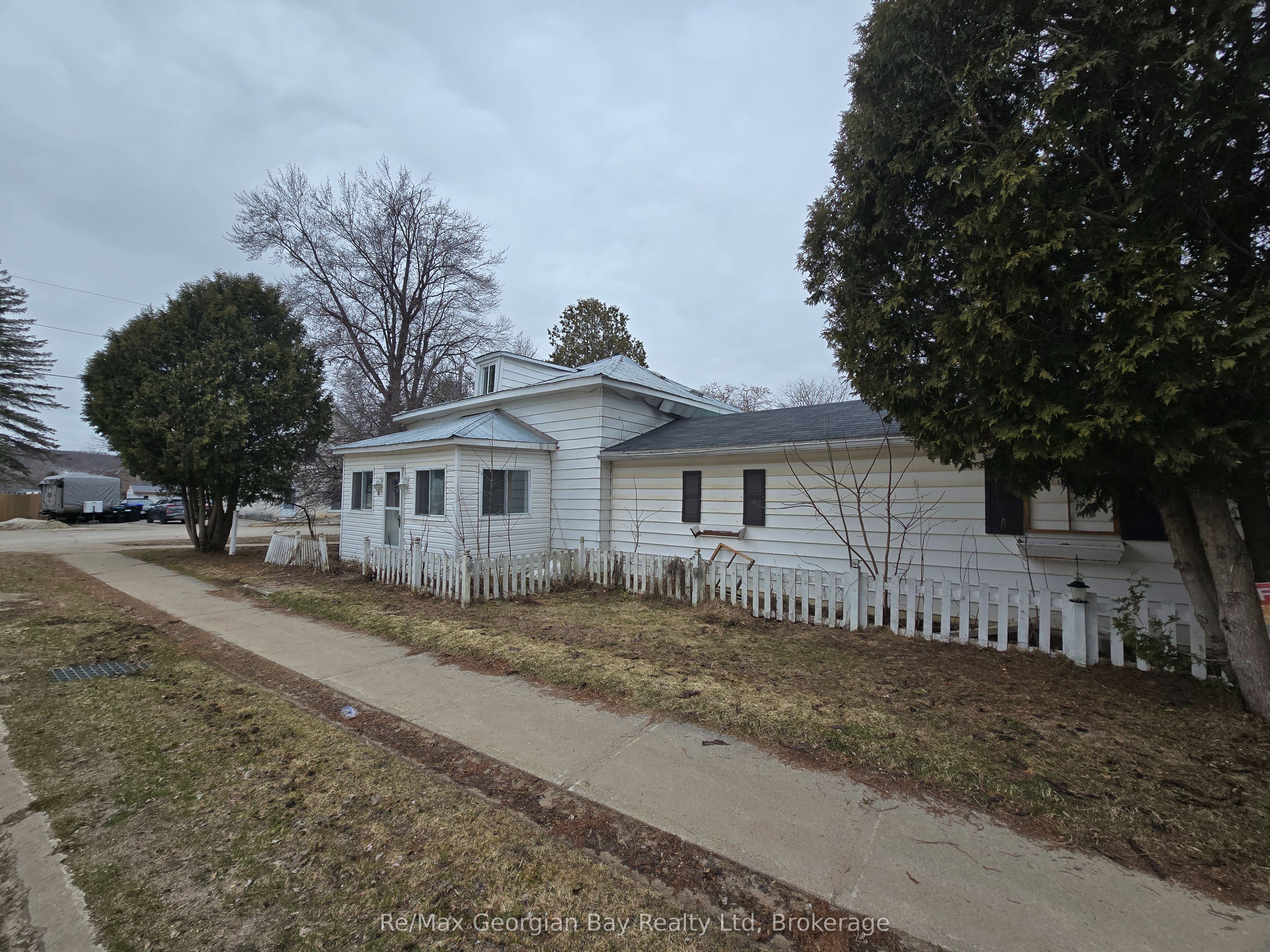 8 Mill Street, Severn, ON, L0K 1E0