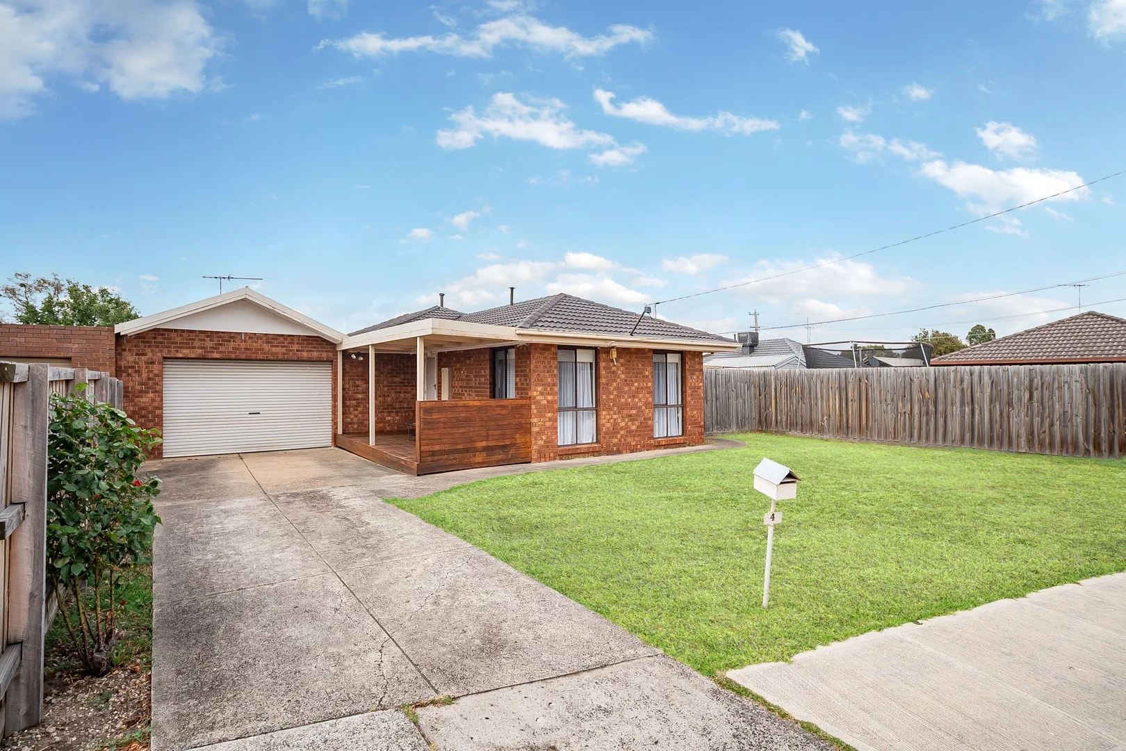 4 Galvin Court, Meadow Heights VIC 3048