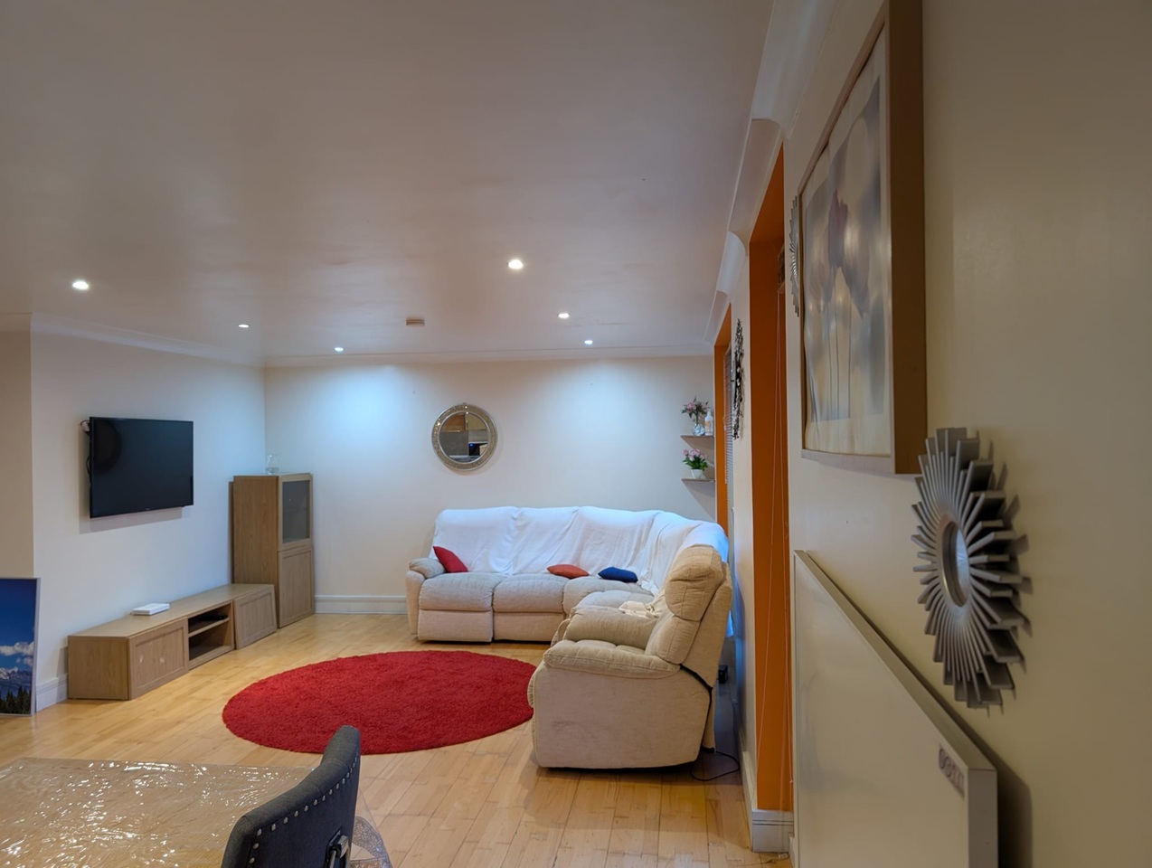 2 Bed Flat, Argyle Street, G2, N1 7GU photo 2