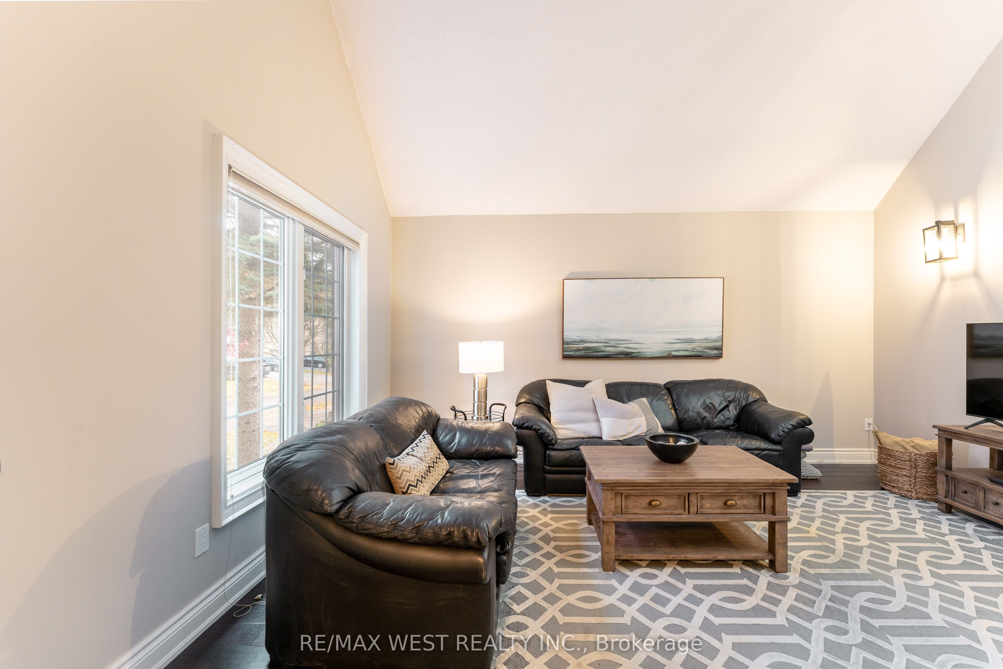 Additional image 4 of 18 Harrowsmith Place, Richmond Hill, ON, L4E 2J9