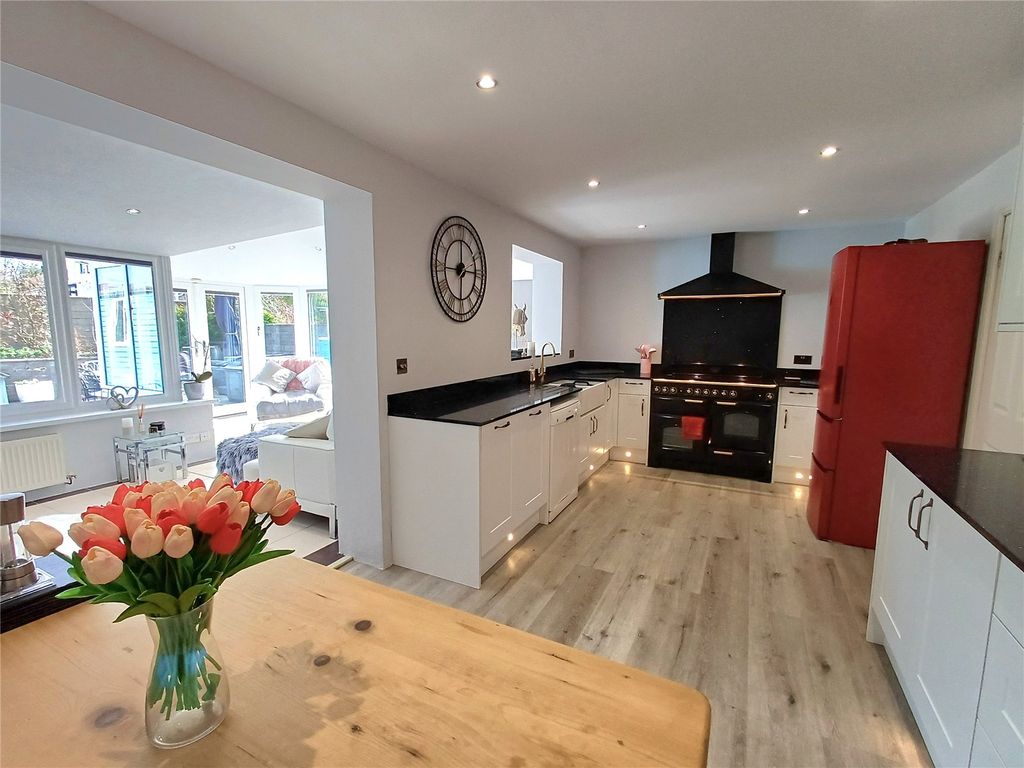 Additional image 6 of 3 bed detached house for saleAustin Close, Newton, Porthcawl CF36