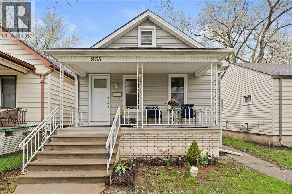 965 Bridge , Windsor, ON, N9B2M9