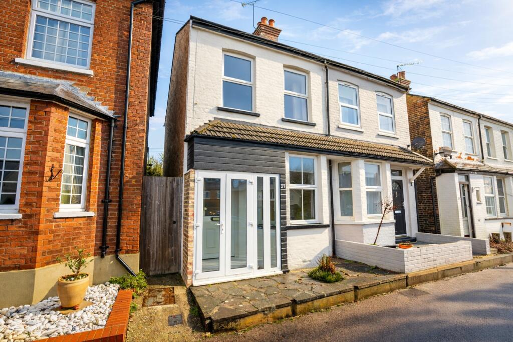 Batford Road, Harpenden, Hertfordshire, AL5