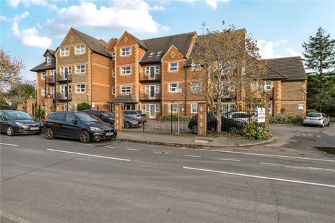 Northcourt Avenue, Reading RG2