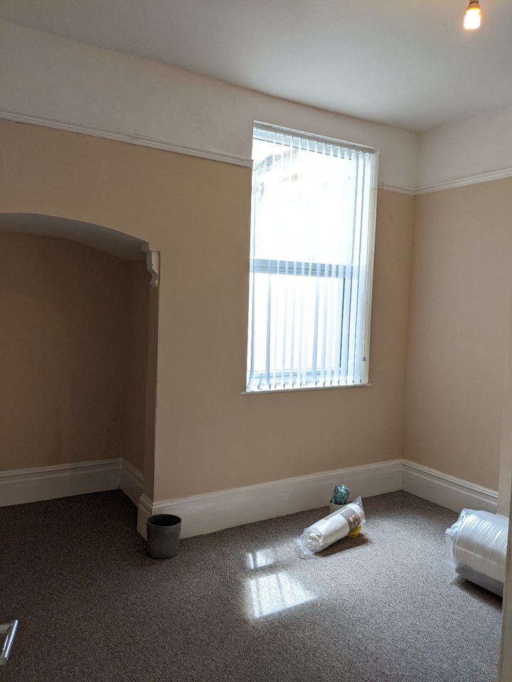 2 Bed Flat, Fishponds Road, BS5, N1 7GU photo 5