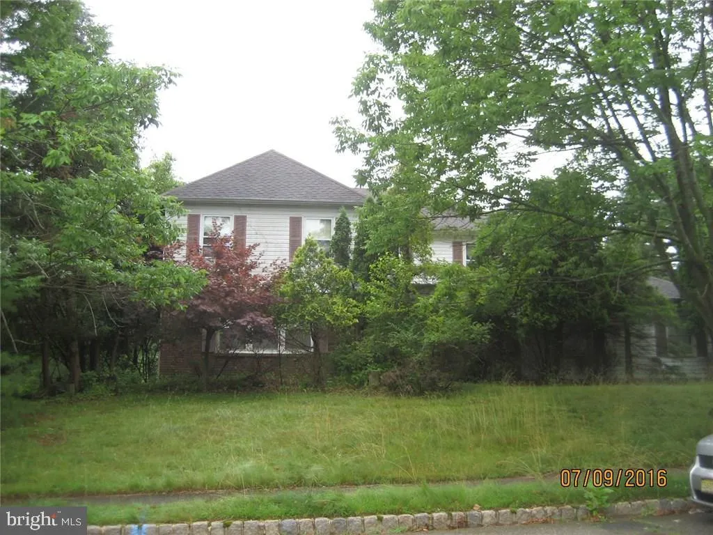 54 Cannonade Drive, Marlboro, NJ 07746