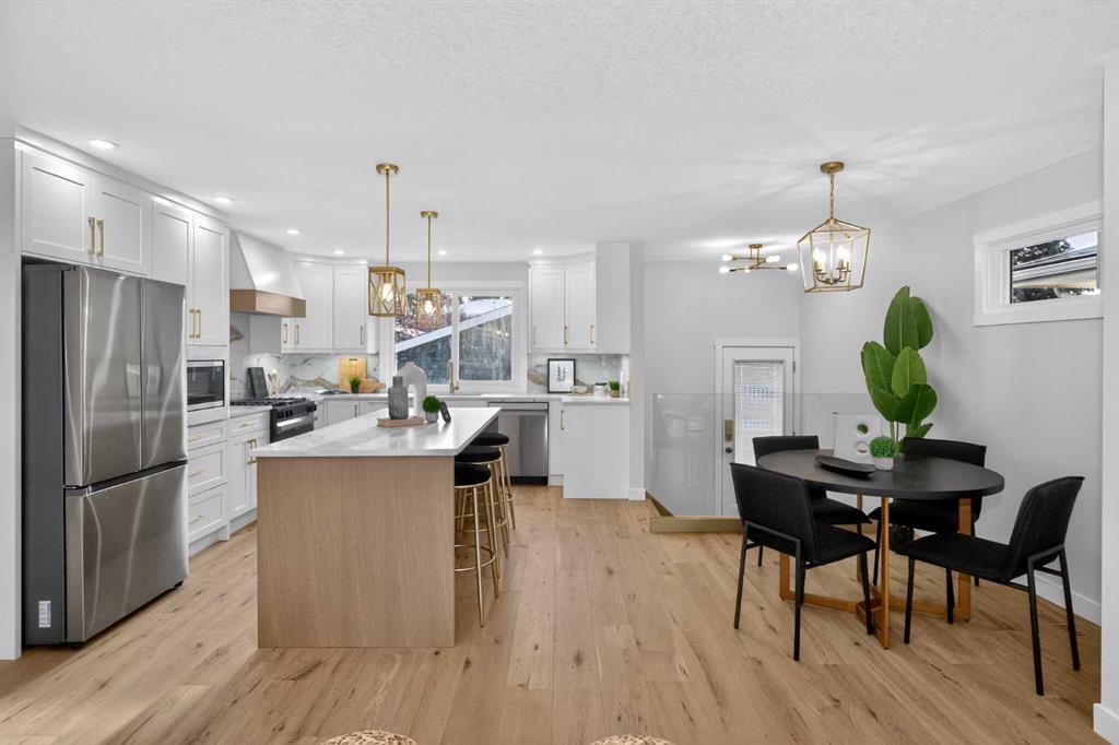 Additional image 6 of 12031 Candiac Road SW, Calgary, AB, T2W1L1