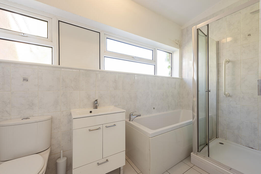 Additional image 9 of Wells Close, Harpenden, Hertfordshire, AL5