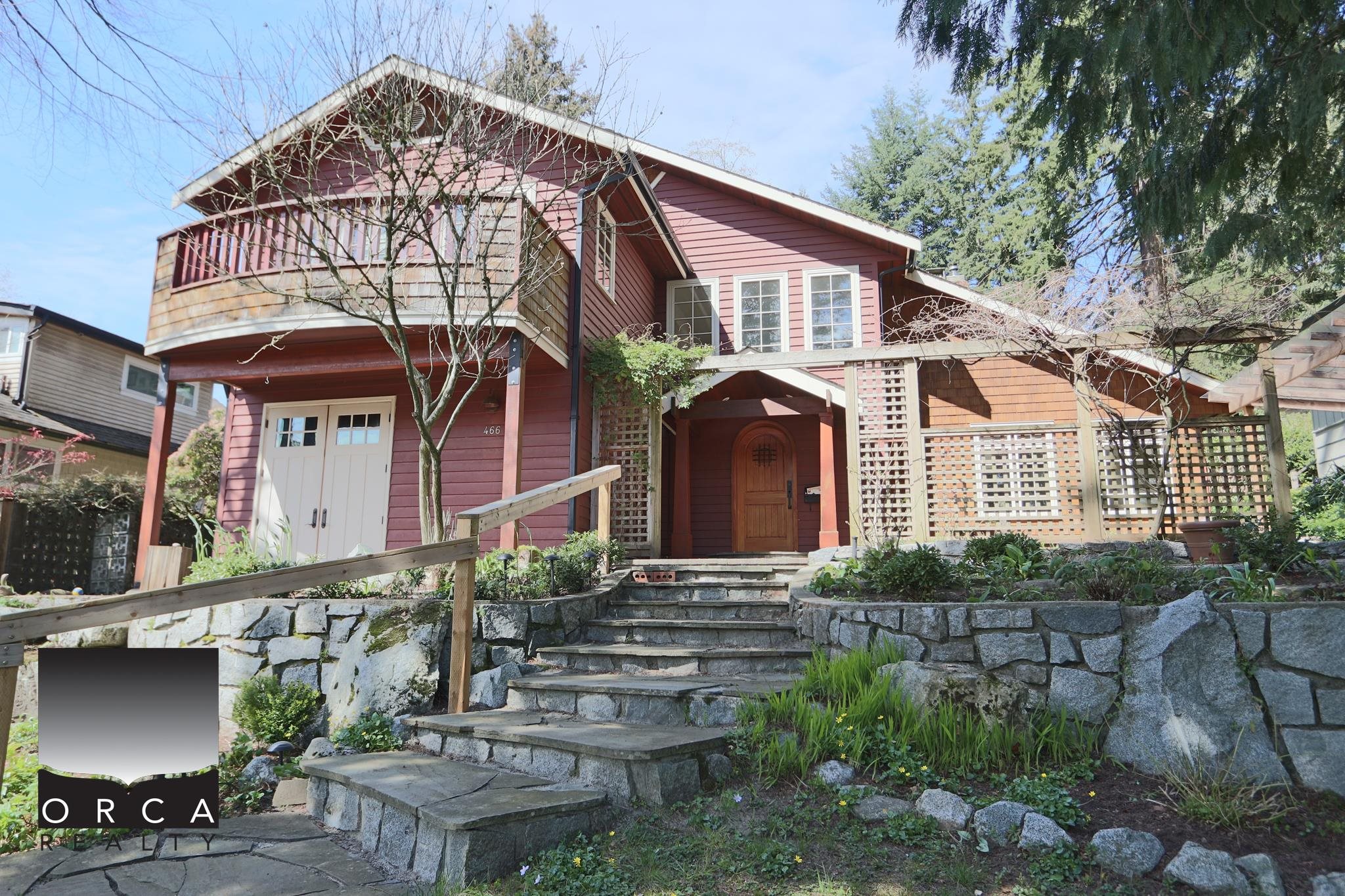 466 Brand Street, North Vancouver, BC, V7N 1G1