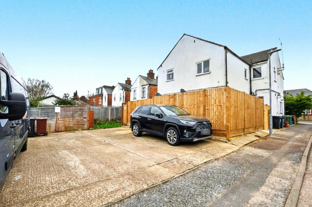 Additional image 13 of High Street, London Colney, AL2