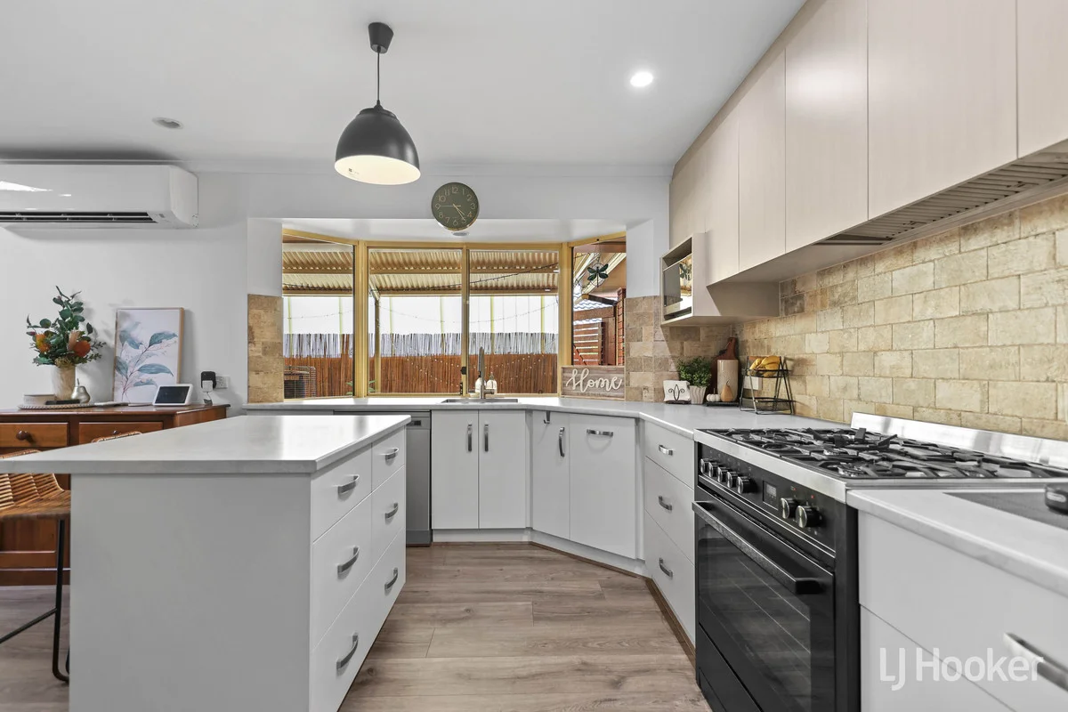 Additional image 7 of 10 Lachlan Drive, Craigmore SA 5114