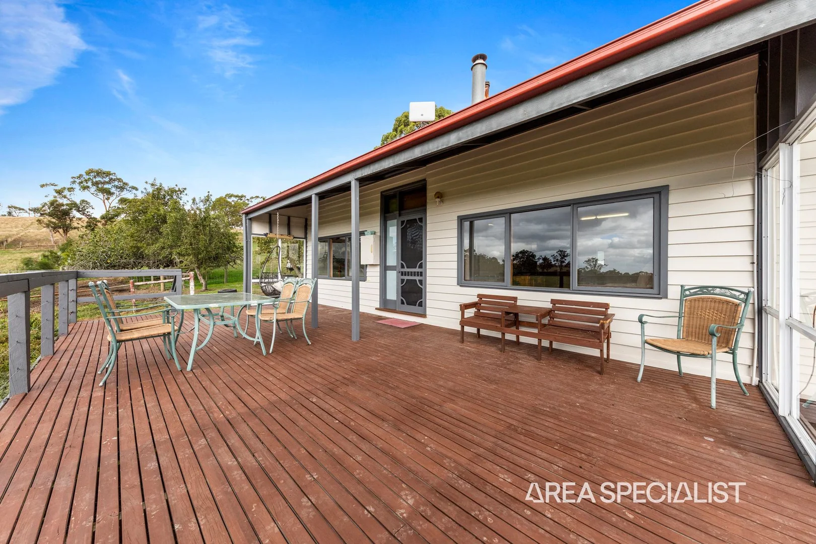 Additional image 14 of 10 Boundary Road, Loch VIC 3945