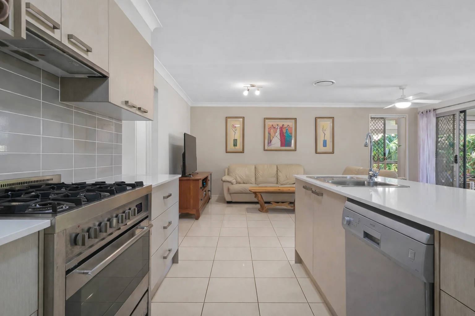 Additional image 3 of 1 Hanley Place, Doolandella QLD 4077