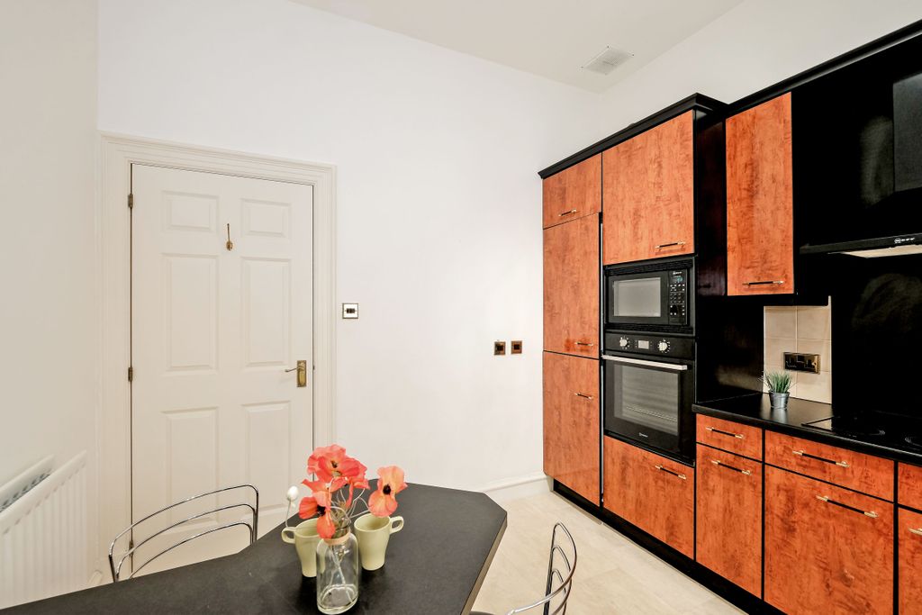 Additional image 20 of 2 bed flat for sale74H Queens Road, Aberdeen AB15