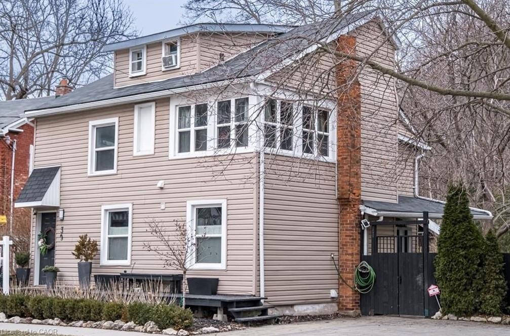 39 Park Street E, Dundas, ON, L9H 1C9