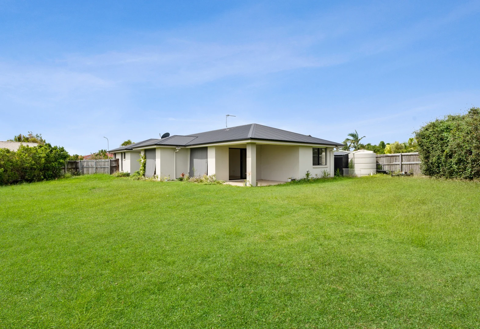 Additional image 3 of 59 Bounty Circuit, Eli Waters QLD 4655