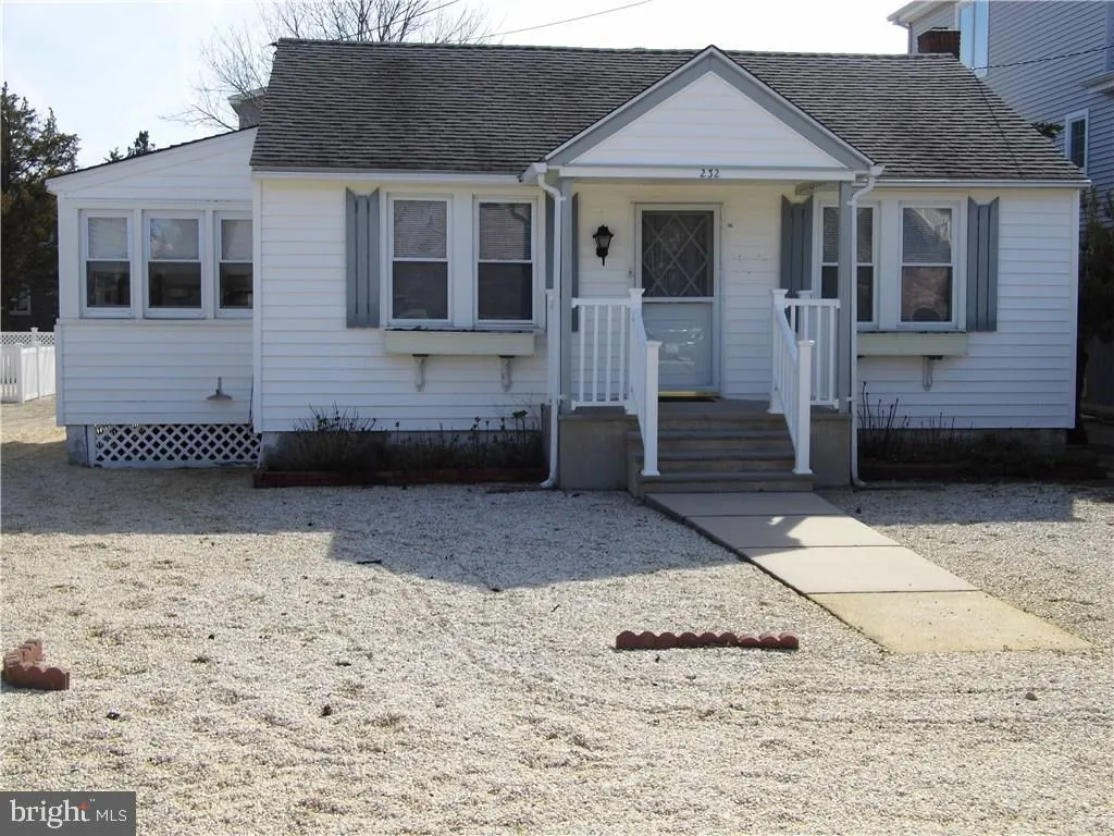232 13 Street, Surf City, NJ 08008