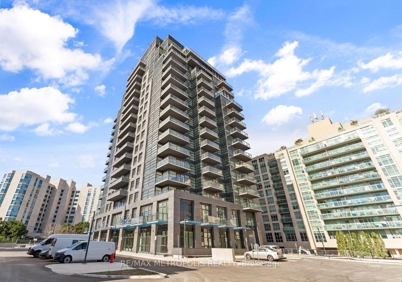 1309-1606 Charles Street, Whitby, ON, L1N 0P1