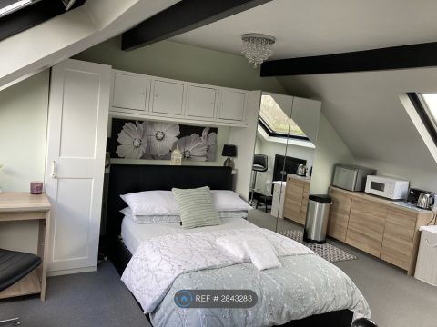 Psalter Lane, Sheffield S11, Room to rent