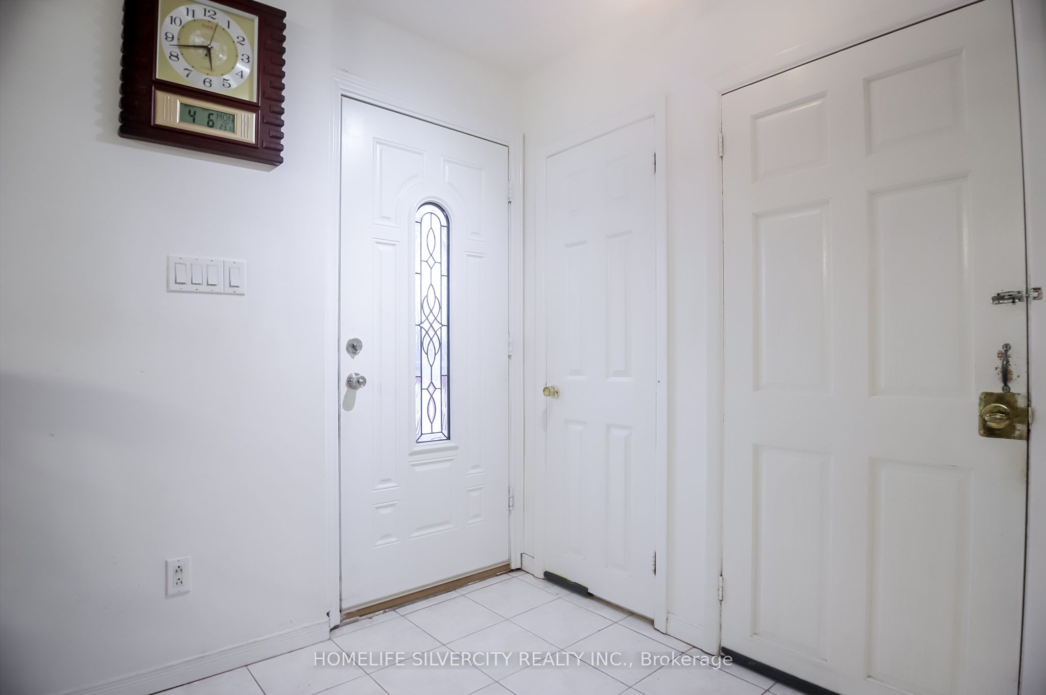 Additional image 5 of 10 Coppermill Drive, Toronto, ON, M9W 3Z3