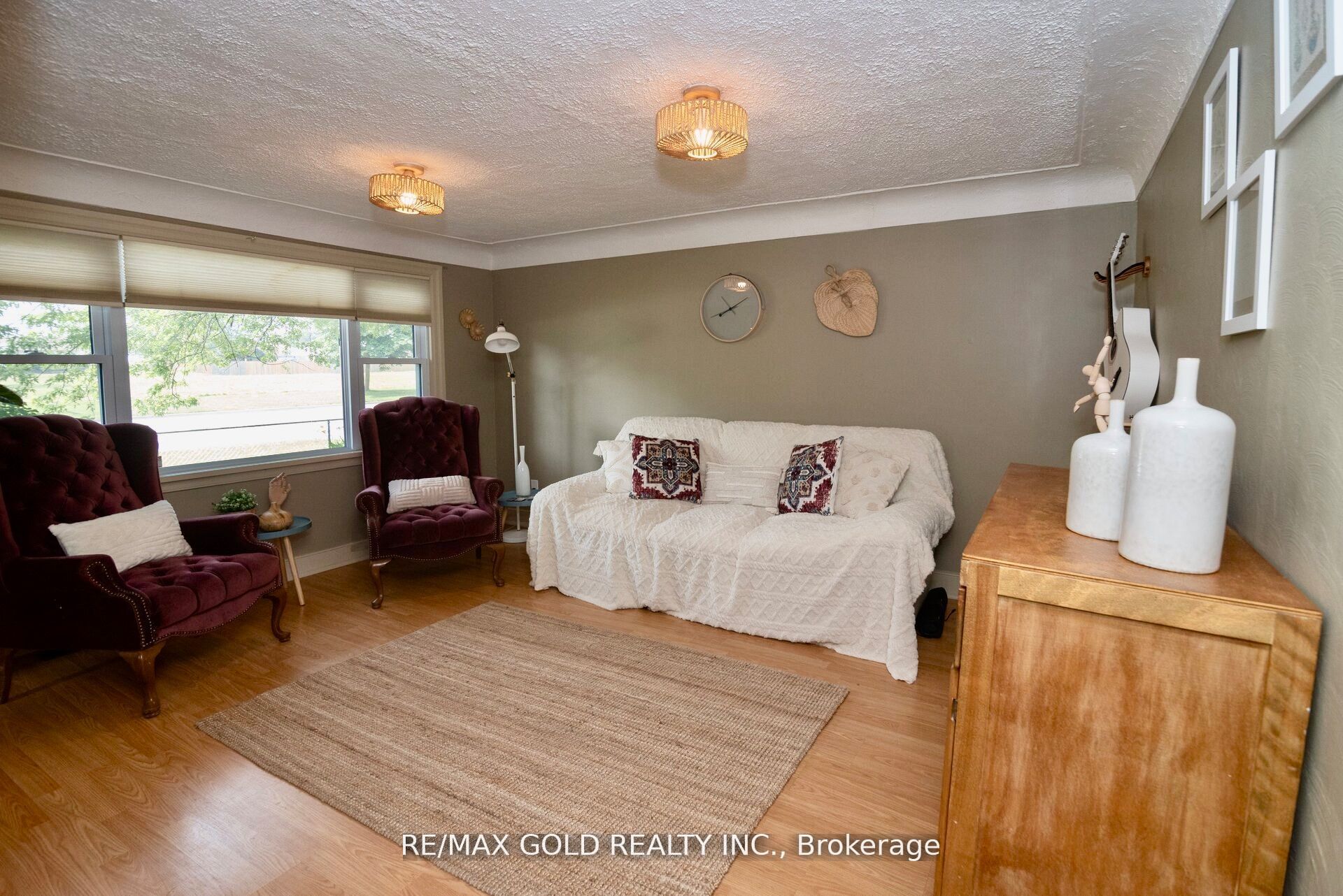 5853 Mcleod Road, Niagara Falls, ON, L2G 3E5 photo 3