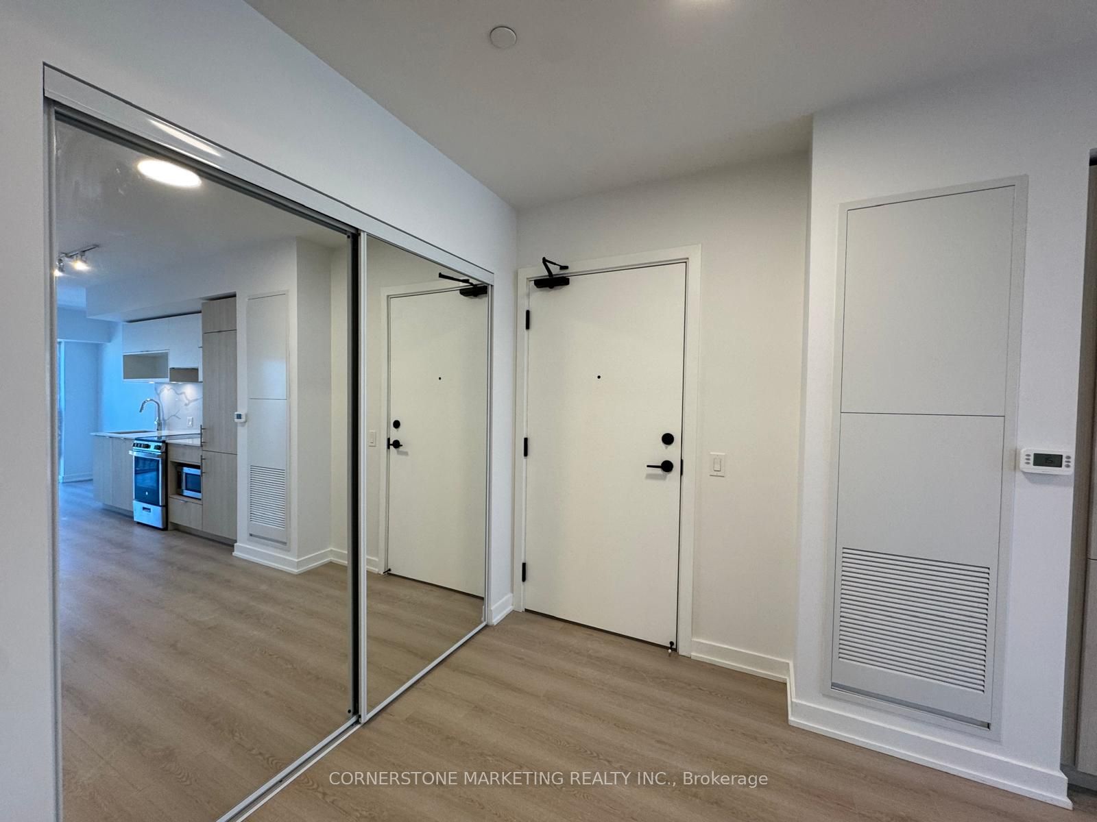 Additional image 5 of 1015-100 Queen Street E, Toronto, ON, M5C 0B5
