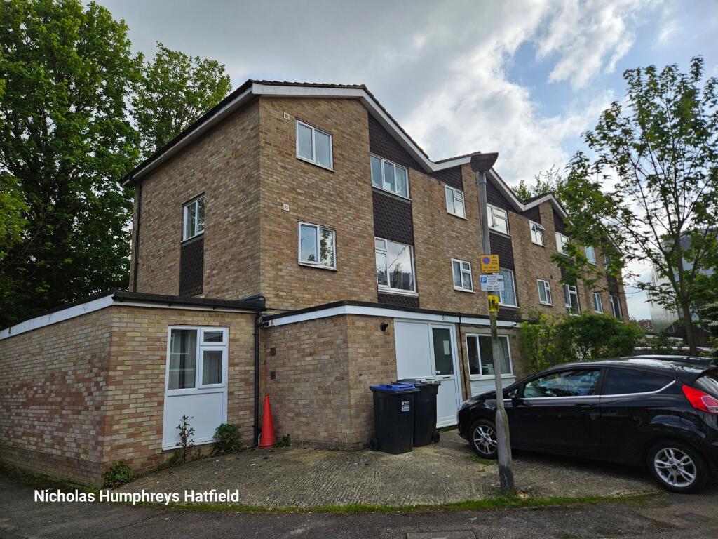 Comet Road, Hatfield, AL10