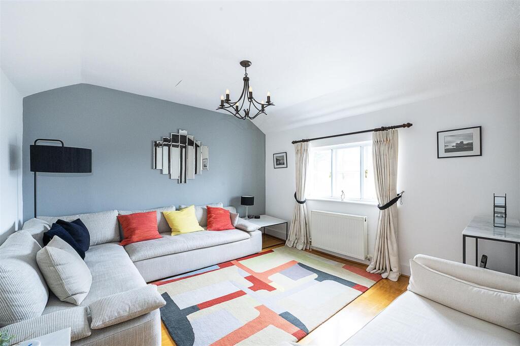The Hill, Wheathampstead photo 2