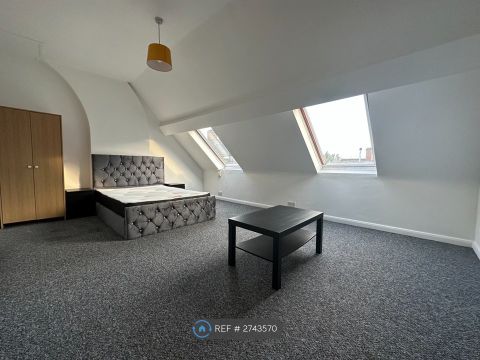 Turner, Leicester LE1, Room to rent