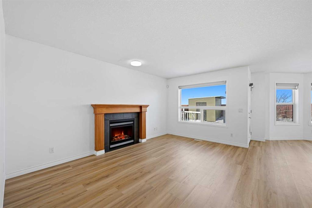 Additional image 4 of 165 Saddlecrest Way NE, Calgary, AB, T3J 5N1