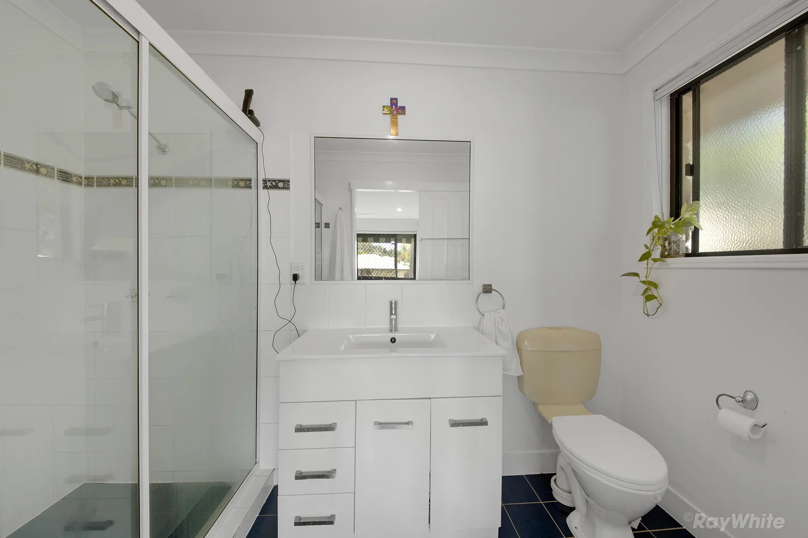 Additional image 10 of 9 Sutherland Court, Telina QLD 4680