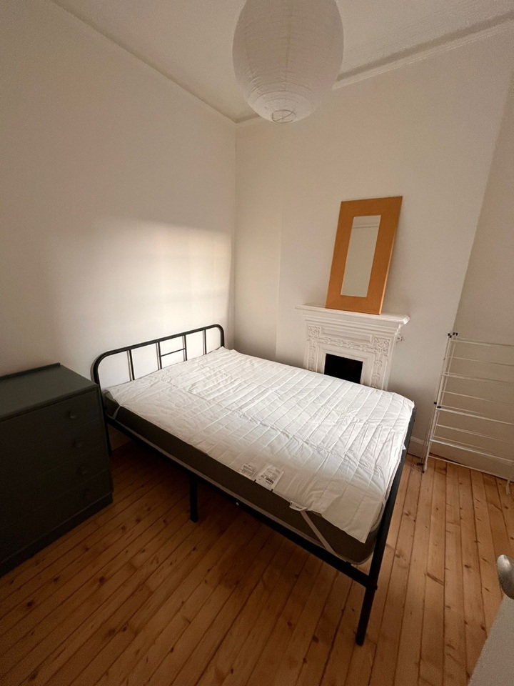 1 Bed Flat, St Marys St, EH1, N1 7GU photo 4