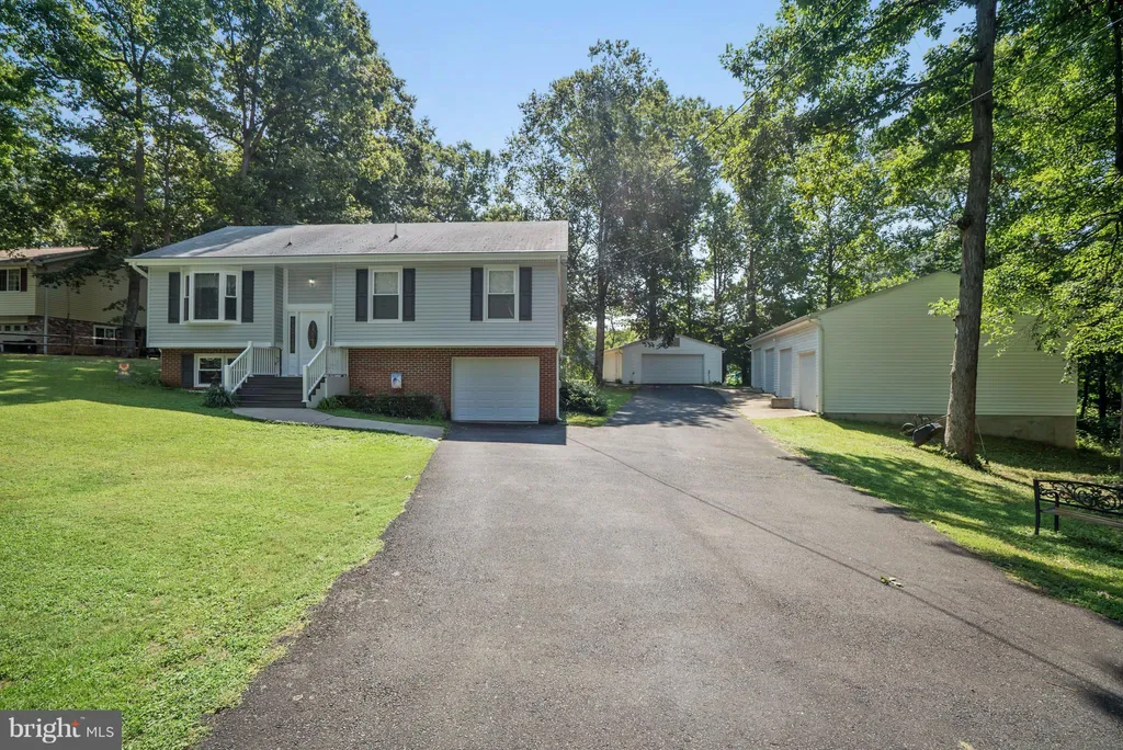 27 Ruby Drive, Stafford, VA 22556