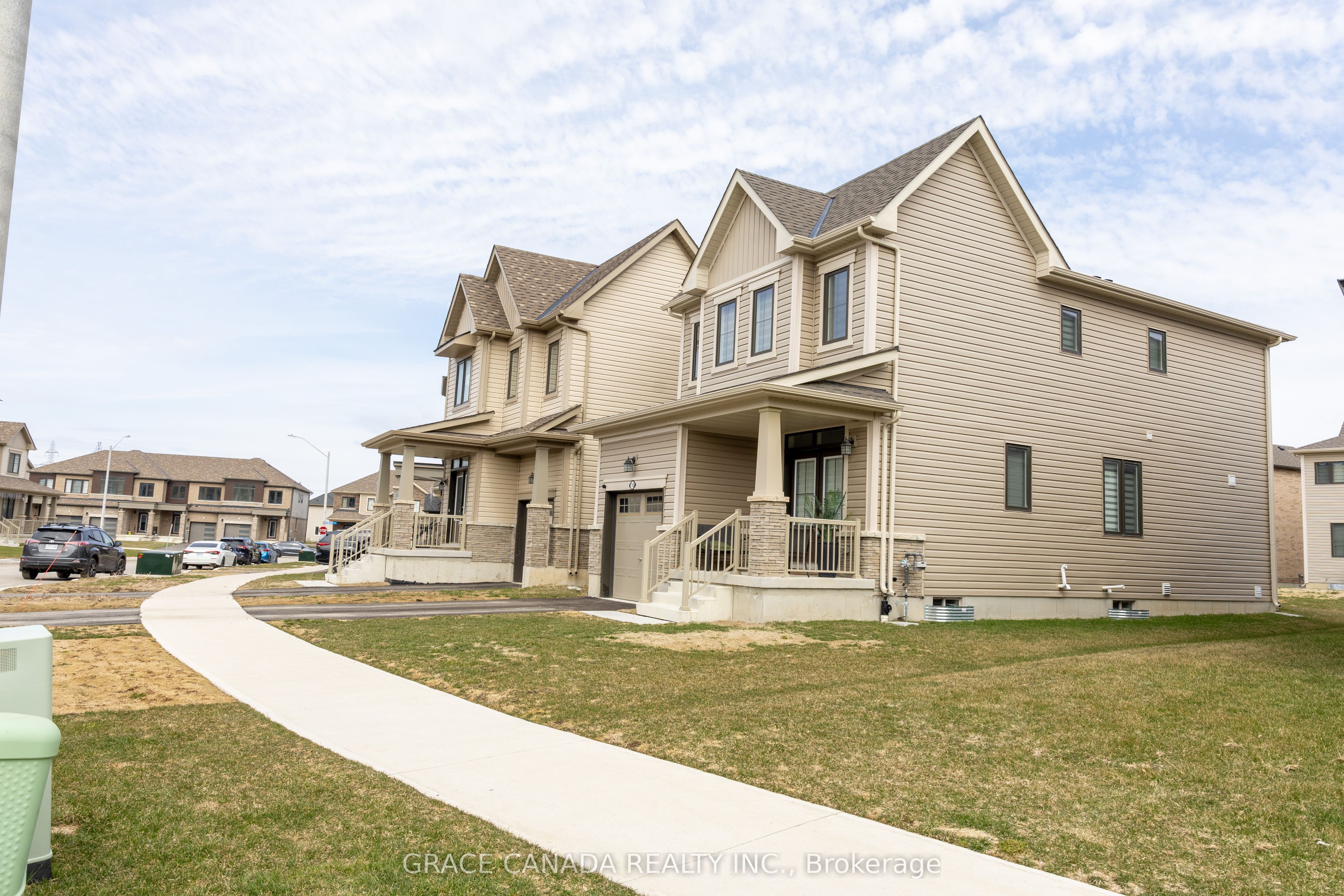Additional image 3 of 16 Brighton Lane, Thorold, ON, L2V 0P2