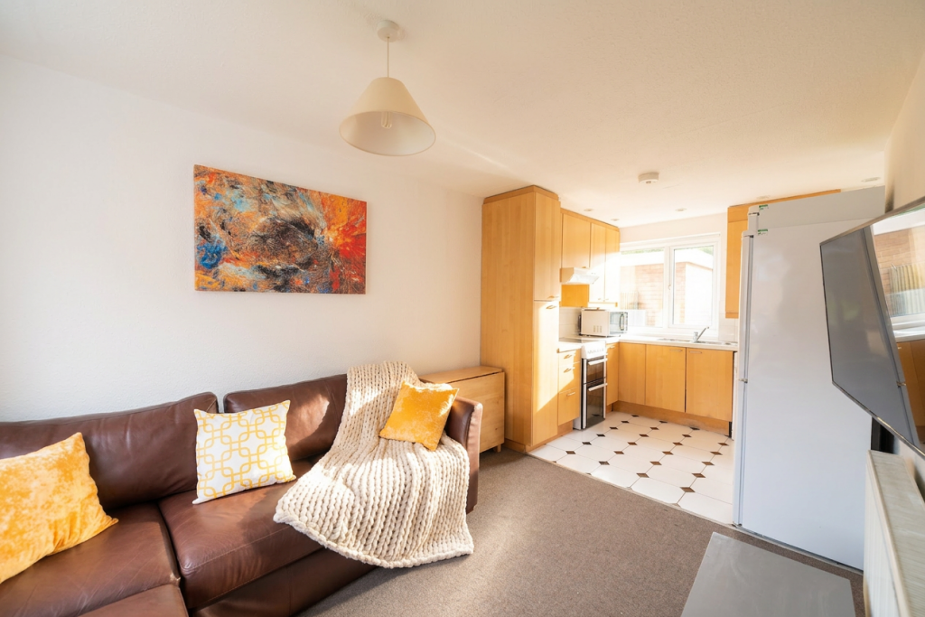 Leahurst Crescent - Copy, Harborne, West Midlands, B17