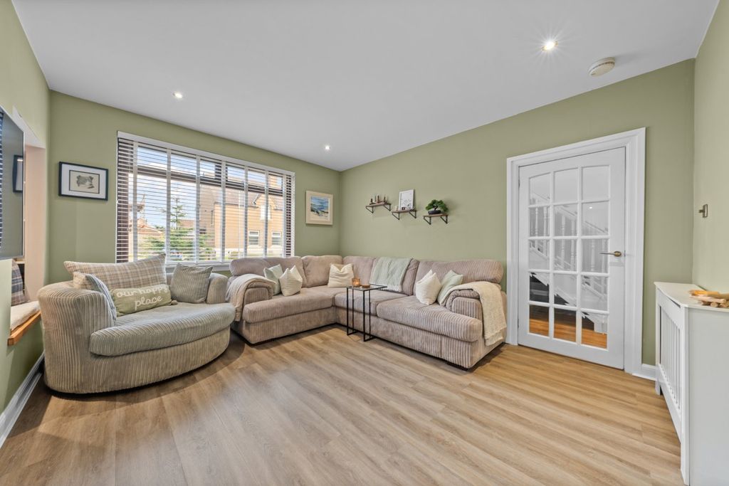 Additional image 8 of 3 bed terraced house for saleMclachlan Street, Stenhousemuir, Larbert FK5