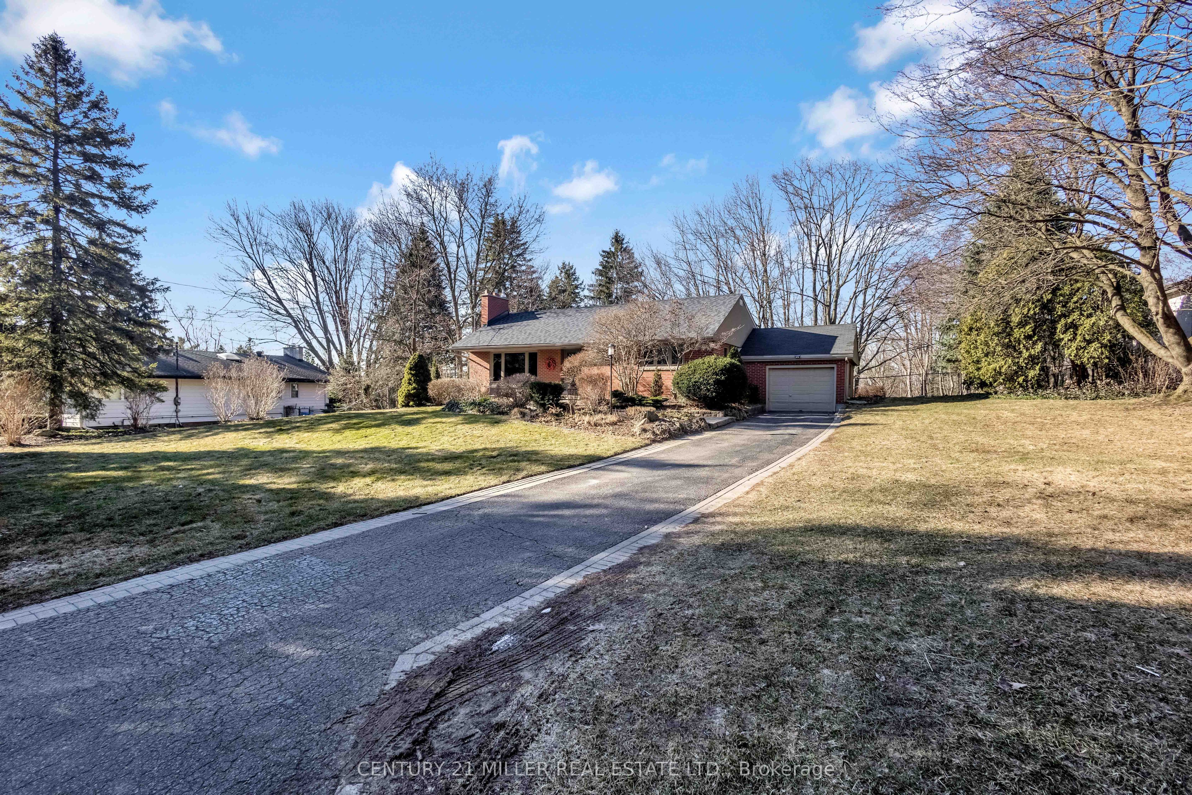 Additional image 3 of 1898 Waterdown Road, Burlington, ON, L7P 0T2