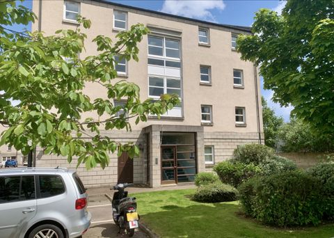 84 Charles Street, Aberdeen AB25