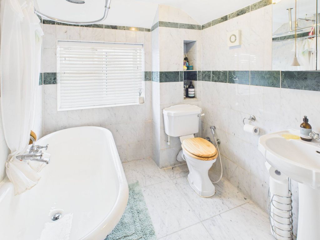 Additional image 9 of 3 bed semi-detached house for saleAshbrook Road, Old Windsor, Berkshire SL4
