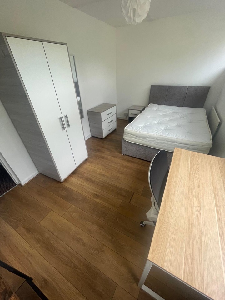 Room in a Shared House, Russell Grove, SW9, N1 7GU photo 2