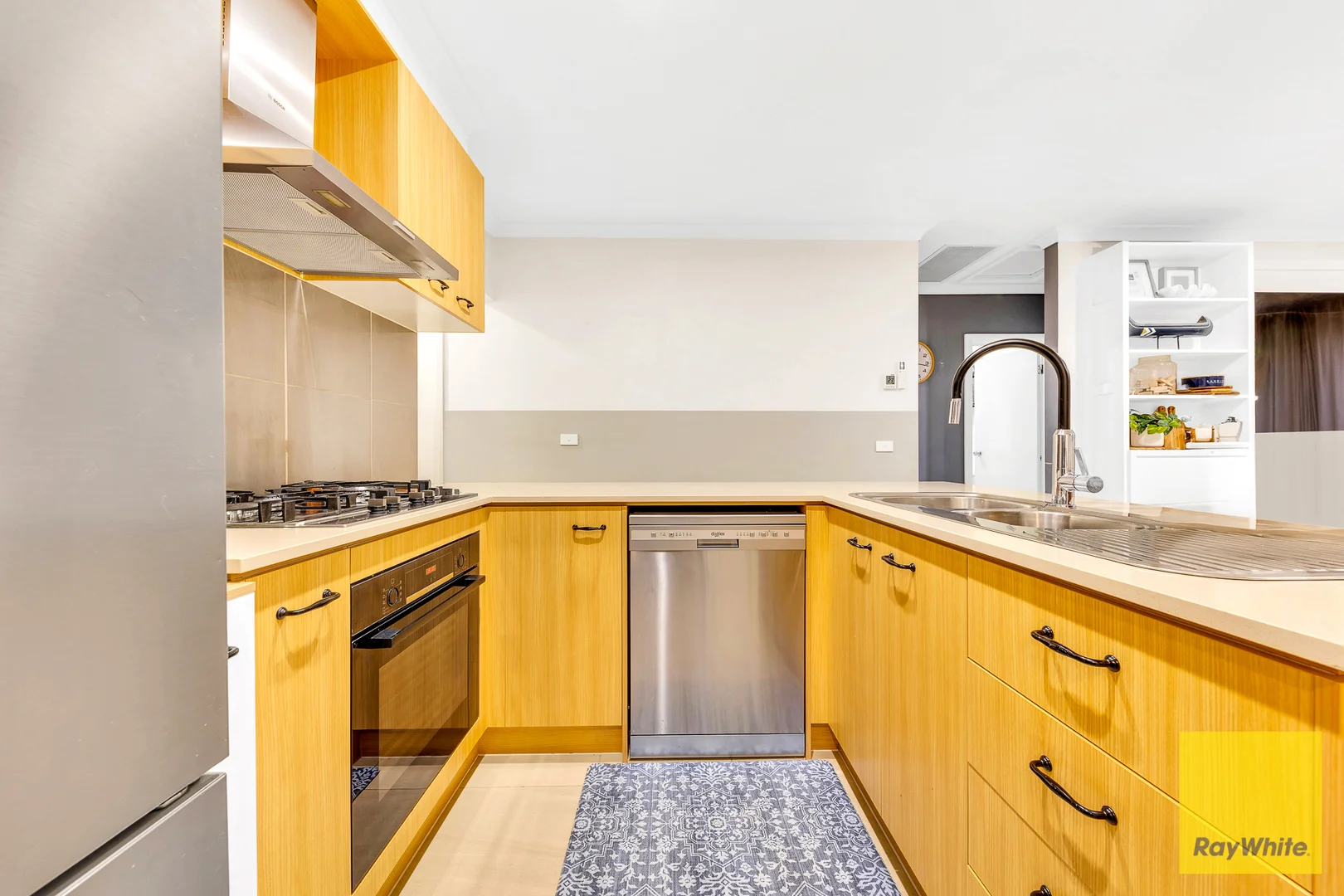 Additional image 4 of 19 Melogold Crescent, Tarneit VIC 3029