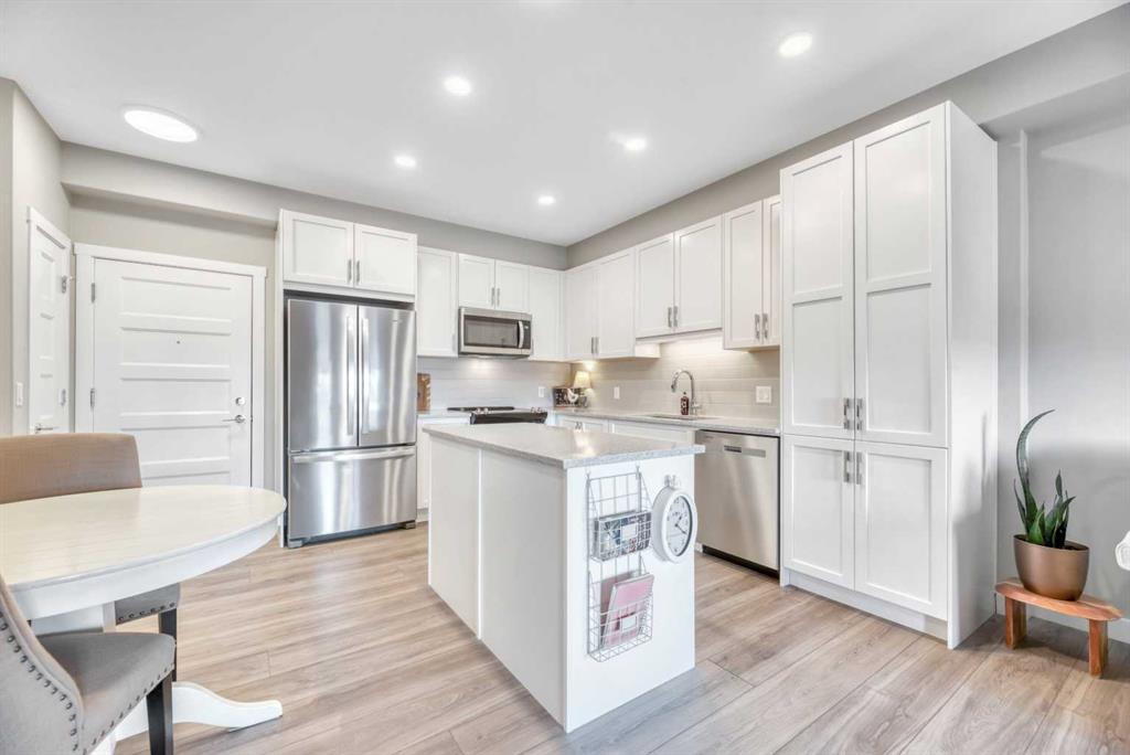 Additional image 6 of 415-55 Wolf Hollow Crescent SE, Calgary, AB, T2X 5K9
